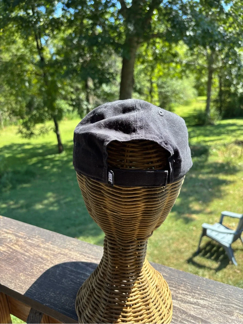 Nike Youth Black Swoosh Logo Adjustable Baseball Cap Hat Size 4-7 Cotton